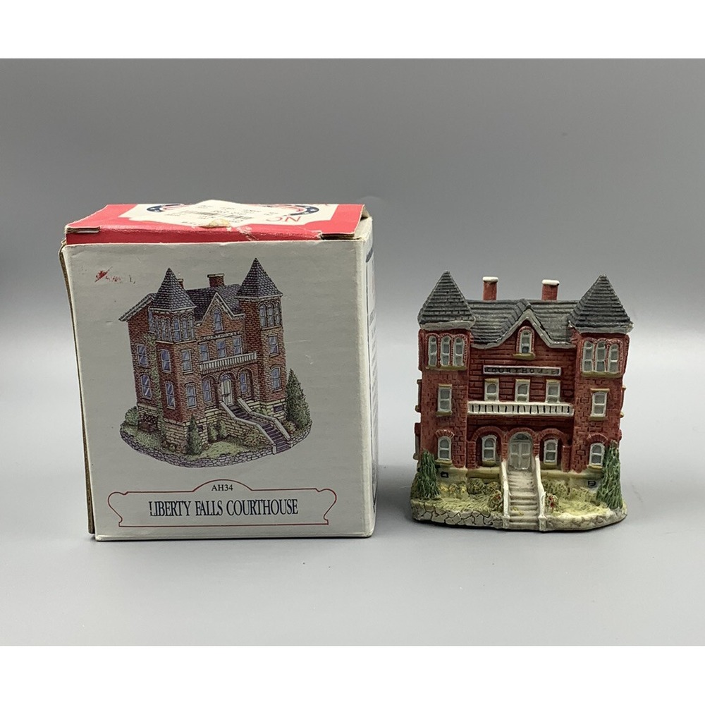 The Americana Collection -Liberty Falls -‎ Liberty Falls Courthouse - AH34